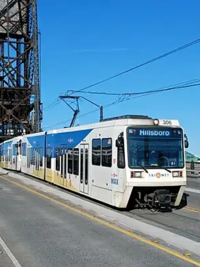 MAX Light Rail Service | Red Line Map and Schedule | Portland MAX | New Sixth-Generation MAX Train